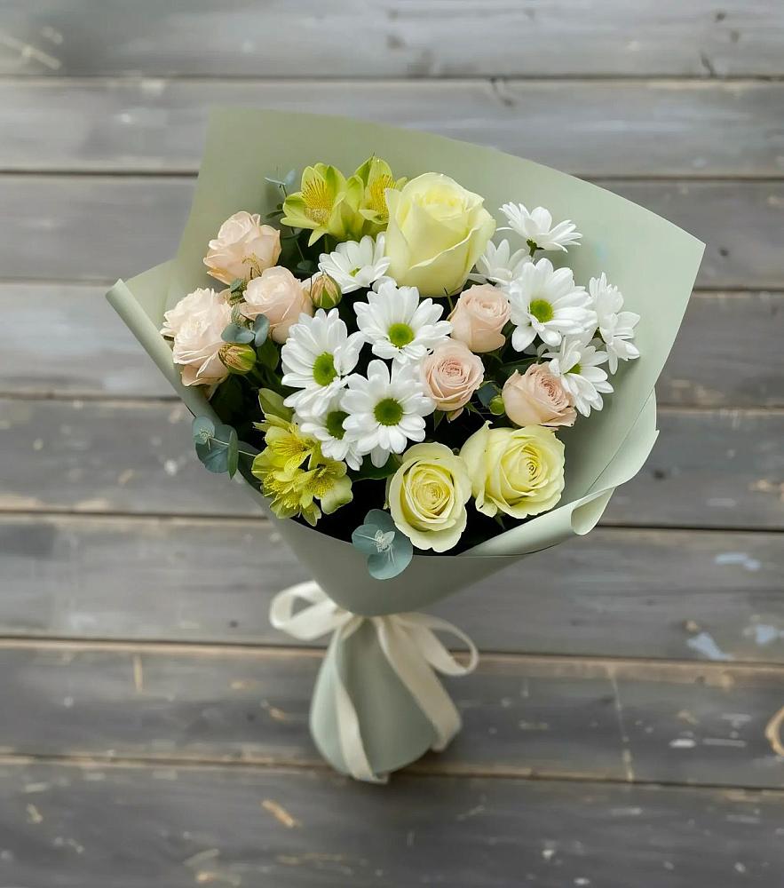 Букет цветов из: Альстромерии, Розы и Хризантемы в Понежукай