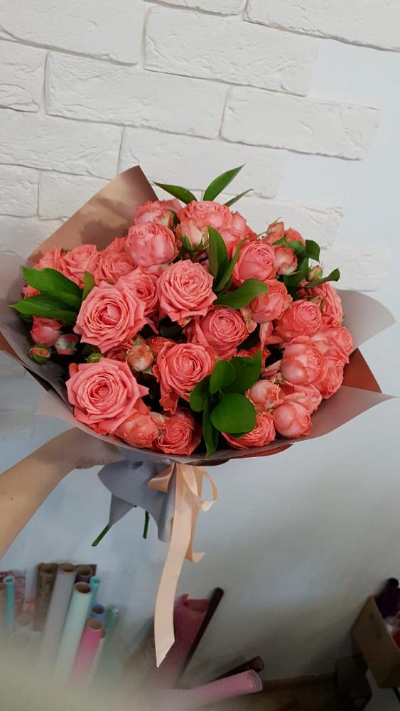 Букет цветов из: Розы в Понежукай