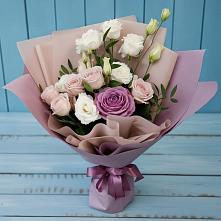 Букет цветов из:  Розы и Лизиантусы в Понежукай