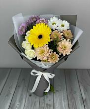 Букет цветов из:  Розы, Герберы и Хризантемы в Понежукай