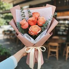 Букет цветов из:  Розы в Понежукай