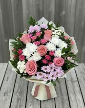 Букет цветов из:  Альстромерии, Гвоздики, Розы и Хризантемы в Понежукай
