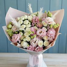 Букет цветов из:  Альстромерии и Розы в Понежукай